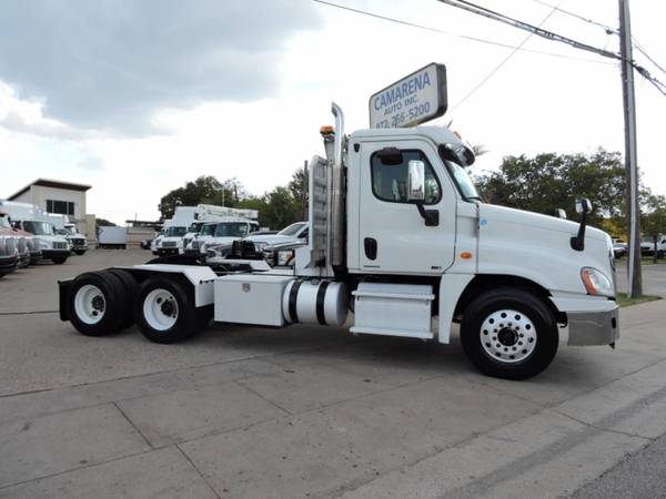 2012 FREIGHTLINER DAYCAB DD13 with for sale in Grand Prairie, TX – photo 6