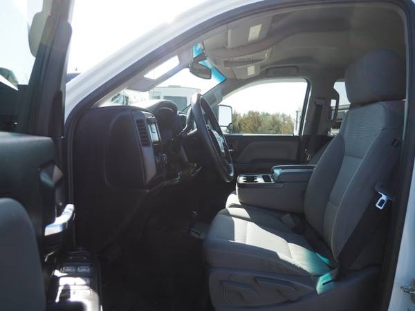 2018 GMC Sierra 2500HD LB test - - by dealer - vehicle for sale in St. Cloud, ND – photo 6