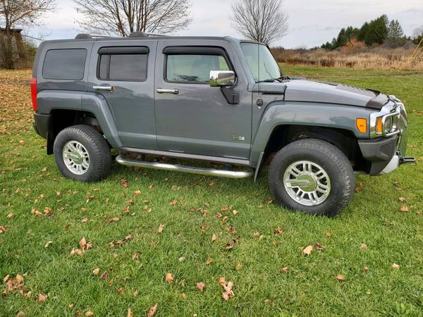 H3 Hummer 2008 - cars & trucks - by owner - vehicle automotive sale for sale in Cortland, NY – photo 2