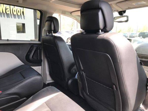 2016 Chrysler Town Country Touring-L Anniversary Edition Touring-L Ann for sale in District Heights, MD – photo 18
