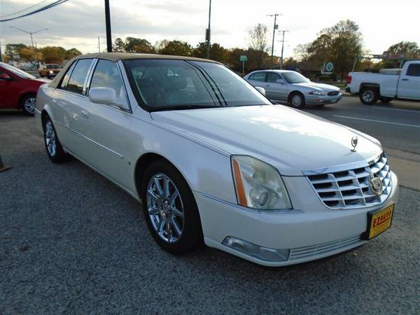 2008 Cadillac DTS Performance - - by dealer - vehicle for sale in Newport News, VA – photo 2