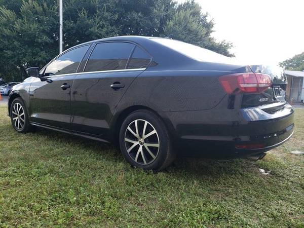2017 Volkswagen Jetta 1.4T SE 4dr Sedan 6A Priced to sell!! for sale in Tallahassee, FL – photo 8