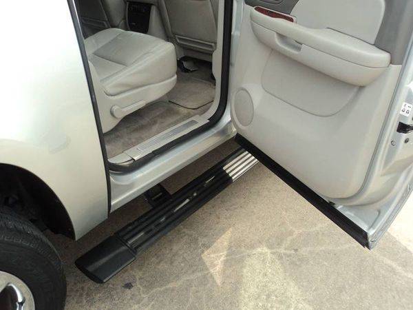 2013 Chevrolet Chevy Suburban LTZ 1500 4x2 4dr SUV for sale in Houston, TX – photo 16