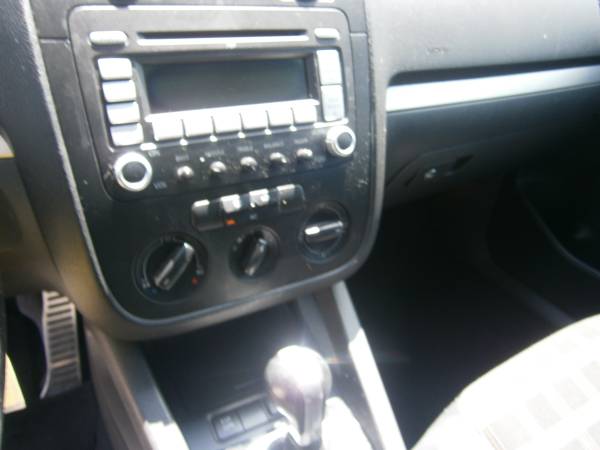2008 volkswagen gti 4door mechanic special (runs & drives & cars & for sale in Riverdale, GA – photo 11