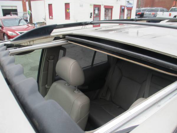 2005 Toyota 4Runner V8 Limited Clean Title/Sunroof & Leather for sale in Roanoke, VA – photo 9