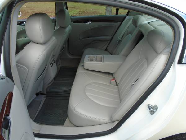 BUICK LUCERNE CXL 2008 - - by dealer - vehicle for sale in Gainesville, FL – photo 11