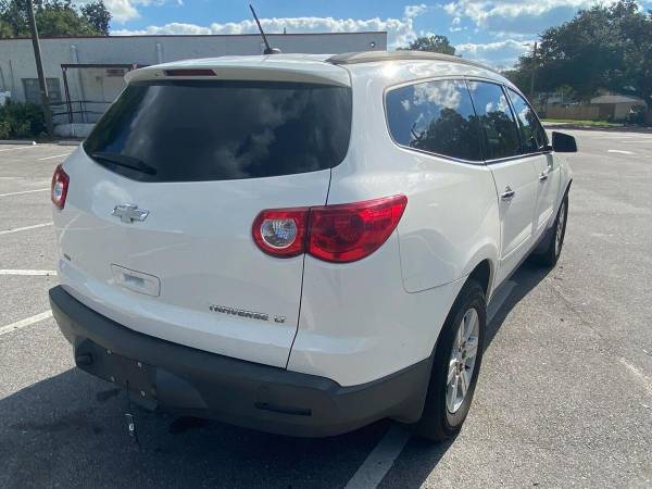 2011 Chevrolet Chevy Traverse LT AWD 4dr SUV w/1LT 100% CREDIT... for sale in TAMPA, FL – photo 4