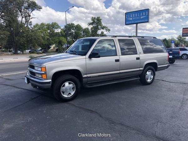 1998 CHEVROLET SUBURBAN K1500 LT 4x4 5.7 only 97K 2 owner leather Nice for sale in Grand Junction, CO – photo 2