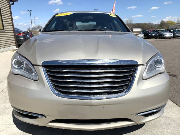 SHARP! 2013 Chrysler 200 4dr Sdn Touring - - by for sale in Chesaning, MI – photo 2