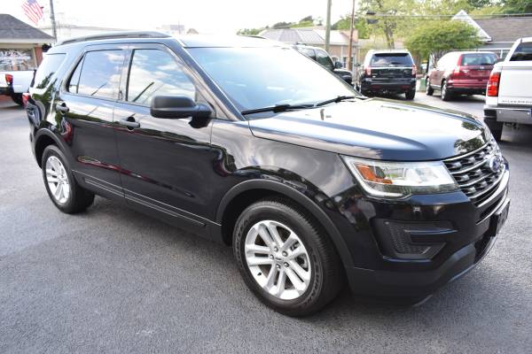 1 Owner 2016 Ford Explorer 3rd Row LIKE NEW! Warranty NO DOC FEES! for sale in Apex, NC – photo 9