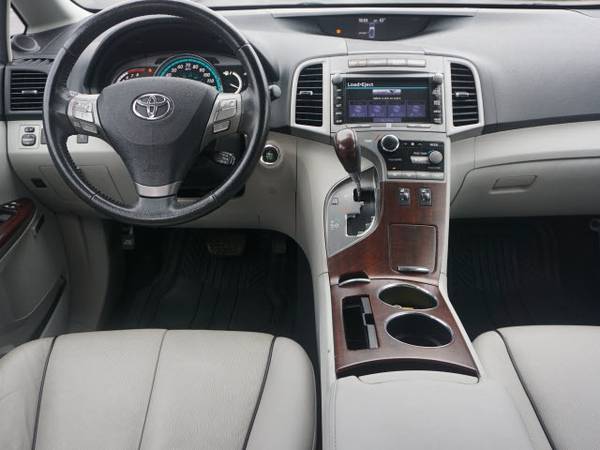 *2010* *Toyota* *Venza* *AWD V6* - cars & trucks - by dealer -... for sale in Muskegon, MI – photo 11