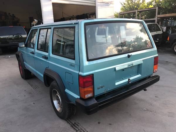1995 Jeep Cherokee SE 4-Door 4WD for sale in Hollywood, FL – photo 11