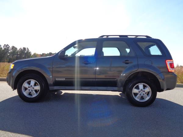 2008 Ford Escape XLS ++ 1 Owner + 83,000 Miles ++ - cars & trucks -... for sale in Greenville, NC – photo 4