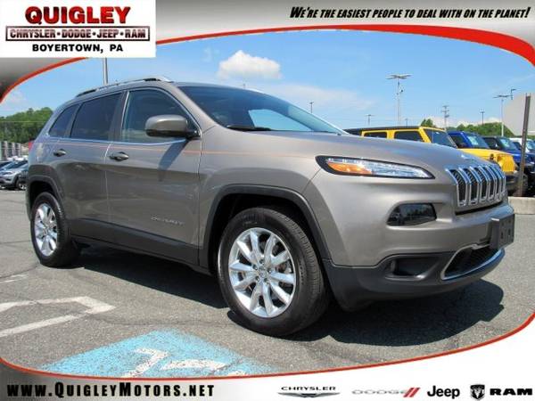 2016 Jeep Cherokee Limited hatchback Light Brownstone Pearlcoat for sale in Boyertown, PA – photo 24