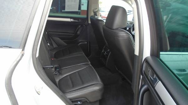 2012 vw touareg 4wd diesel 117,000 miles $11999 **Call Us Today For... for sale in Waterloo, IA – photo 9