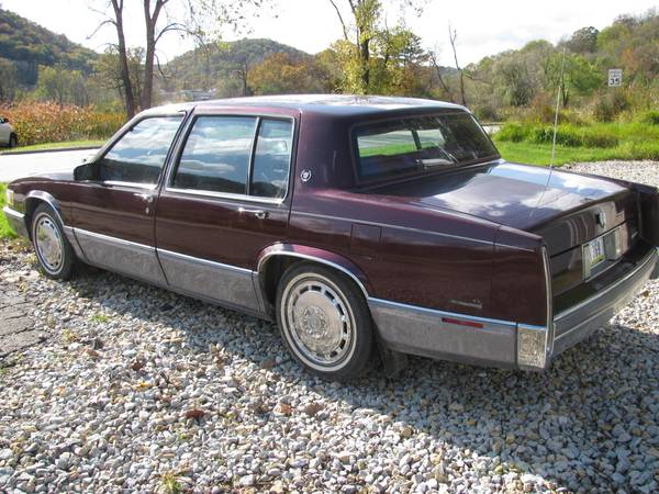 1990 Cadillac for sale for sale in Lansing, WI – photo 5