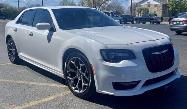 2017 Chrysler 300 300S - - by dealer - vehicle for sale in Grayslake, IL – photo 6