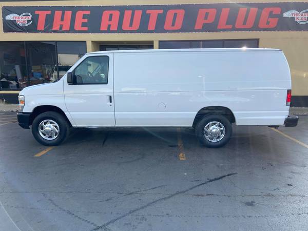 2008 Ford Econoline 1 Owner Vehicle E350 Super Duty 5.4L V8 RWD -... for sale in Elmhurst, IL – photo 3