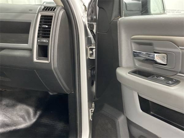 2017 Ram 2500 Tradesman - - by dealer - vehicle for sale in Chillicothe, OH – photo 14