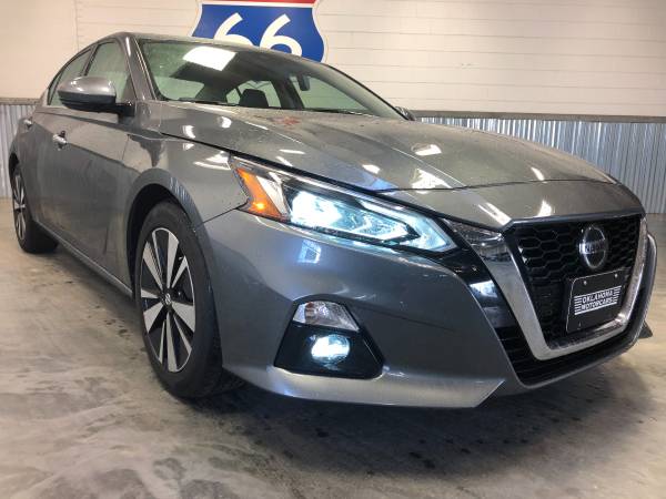 LIKE NEW 2019 Nissan Altima SL Leather, Sunroof ONLY $18,488 - cars... for sale in Norman, OK – photo 3