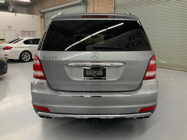 2011 Mercedes-Benz GL-Class GL 550 4MATIC Quick Easy Experience! -... for sale in Fresno, CA – photo 8
