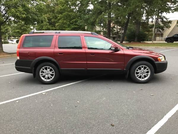 2007 Volvo XC70 2.5T wagon!! Really clean!! New Tires!! - cars &... for sale in Charlotte, NC – photo 6