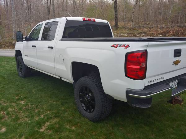 2015 chevy 2500hd crew cab for sale in Gray, ME – photo 4