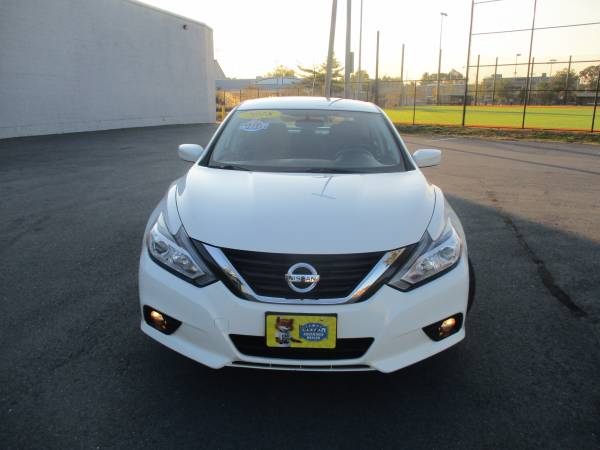 2018 Nissan Altima 2.5 SV - cars & trucks - by dealer - vehicle... for sale in Malden, MA – photo 2