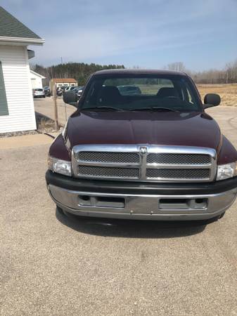 2001 Dodge Ram 1500 Pickup - - by dealer - vehicle for sale in Suamico, WI – photo 2