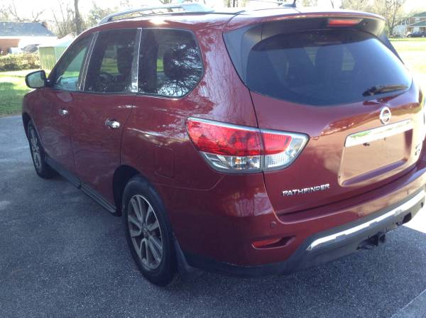 NISSAN 2015 PATHFINDER 4WD SE LOW MILES - cars & trucks - by dealer... for sale in Clinton, District Of Columbia – photo 14
