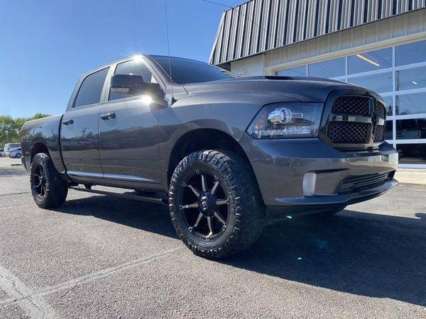 2017 Ram 1500 Crew Cab Night Pickup 4D 5 1/2 ft Family Owned! for sale in Fremont, NE – photo 2