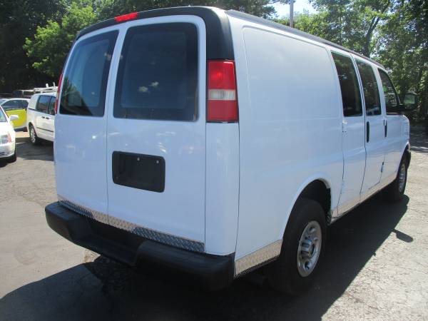 2008 Chevy express 2500 3 quarter ton for sale in Spencerport, NY – photo 7
