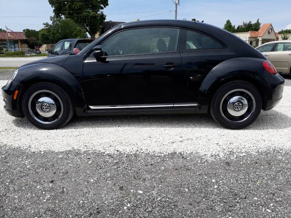 2012 Volkswagen Beetle - - by dealer - vehicle for sale in Clearwater, FL – photo 8