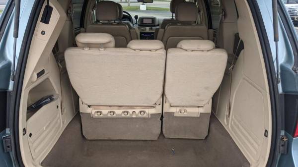 2009 Volkswagen Routan SEL 4dr Mini Van w/ RSE - cars & trucks - by... for sale in Youngstown, OH – photo 13