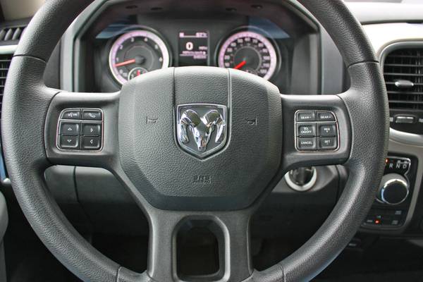 2020 RAM 1500 Classic Crew Cab SLT 4X4 - ONLY 8, 460 MILES - cars & for sale in Other, NY – photo 6