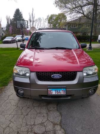 2006 Ford Escape XLT AWD for sale in Glen Ellyn, IL – photo 4