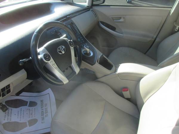 2010 Toyota Prius V Premium Hatchback/Pkg 6/1 Owner/Clean Car Fax -... for sale in Phoenix, AZ – photo 14