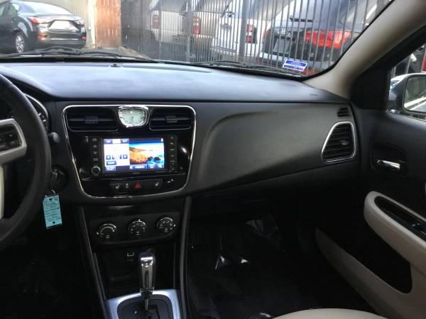 2012 CHRYSLER 200 Limited - cars & trucks - by dealer - vehicle... for sale in Sacramento , CA – photo 10