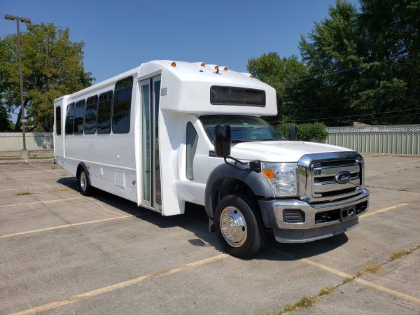 2012 F-550 Super Duty Shuttle/Party/Limo/Church Bus - cars & trucks... for sale in Oak Grove, WI