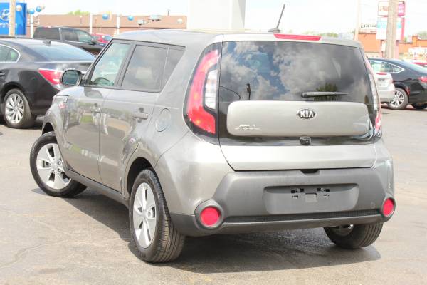 2015 KIA SOUL Low Miles! Camera 90 Day Warranty - cars & for sale in Highland, IL – photo 9
