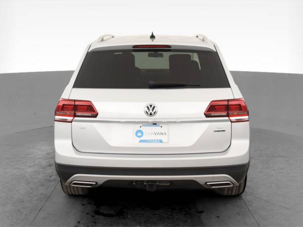 2019 VW Volkswagen Atlas SE 4Motion Sport Utility 4D suv Silver for sale in Raleigh, NC – photo 9