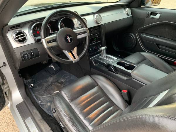 2005 FORD MUSTANG GT V8 ONLY 70k-MILES 1-OWNER LOW-MILES CLEAN for sale in Elgin, IL – photo 11