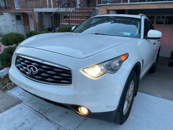 2010 Infiniti FX35 very low mileage - cars & trucks - by owner -... for sale in Whitestone, NY – photo 2