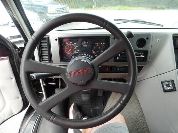 1995 *Chevrolet* *G30* *1-Ton 4x4 Cargo Van* Black - cars & trucks -... for sale in Johnstown , PA – photo 24
