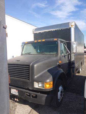 Box trucks forsale for sale in Sacramento, OR – photo 10