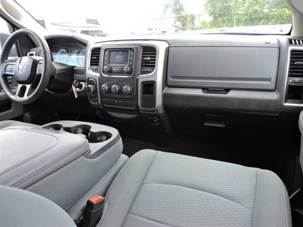 2019 Ram 1500 Classic SLT 4WD Crew Cab for sale in Wilmington, NC – photo 14