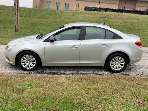 2011 CHEVROLET CRUZE LS SERVICED LOW MILES INSPECTED CLEAN - cars & for sale in Halethorpe, MD – photo 3