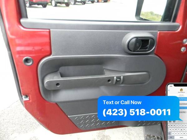 2009 JEEP WRANGLER UNLIMI SAHARA - EZ FINANCING AVAILABLE! - cars &... for sale in Piney Flats, TN – photo 13
