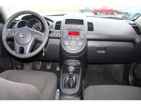 2013 Kia Soul BASE - - by dealer - vehicle automotive for sale in Waterloo, MO – photo 16