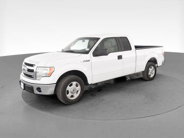 2014 Ford F150 Super Cab XLT Pickup 4D 6 1/2 ft pickup White -... for sale in Chicago, IL – photo 3